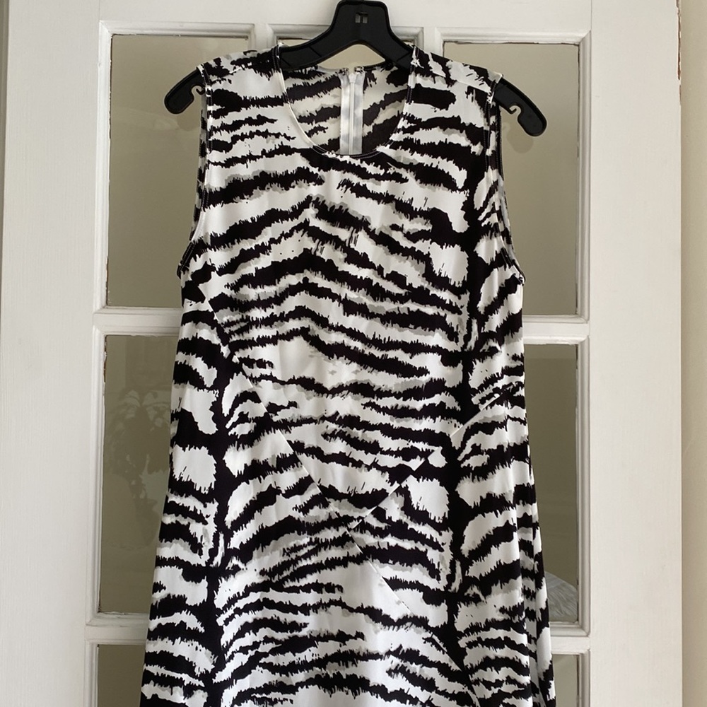 VICTOR ALFARO COLLECTIVE Zebra Print A Line Midi Dress